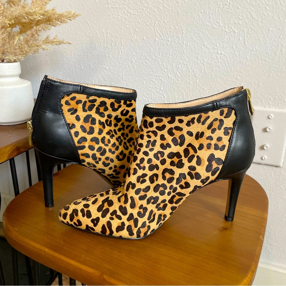 [Adrienne Vittadini] Leopard Print Ankle Bootie Heels